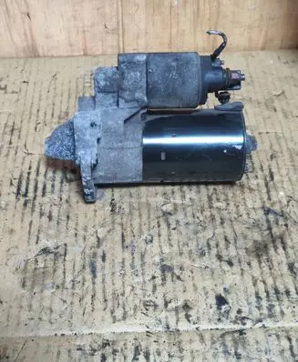 Renault Megane III Starter motor 233001073R 20120717 336008