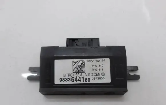 Peugeot 5008 Other control units/modules 9833644180