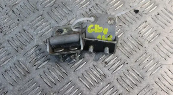 Mitsubishi 3000 GT Tailgate/trunk/boot hinge