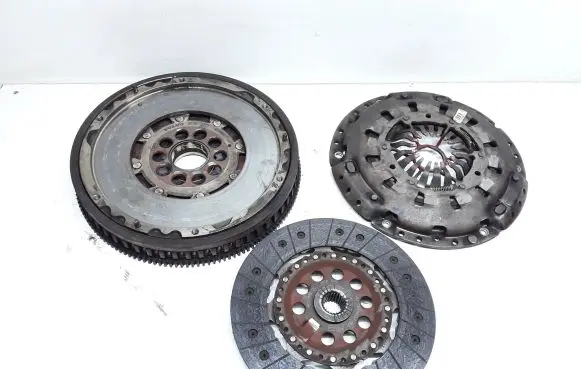 Volvo V70 Clutch set kit 30735771 30783019 4N517550GC