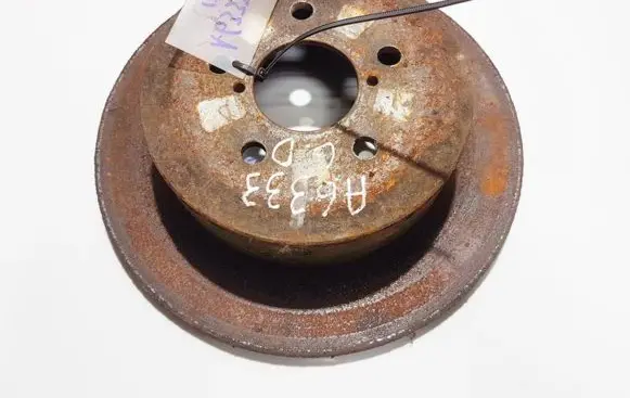 Subaru Legacy Rear brake disc neventiliuojamas