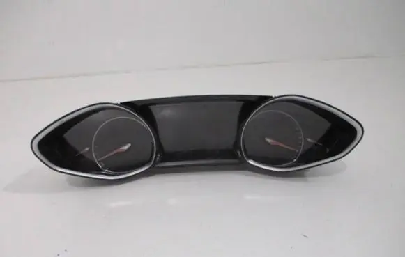 Peugeot 308 Speedometer (instrument cluster) 9814737580