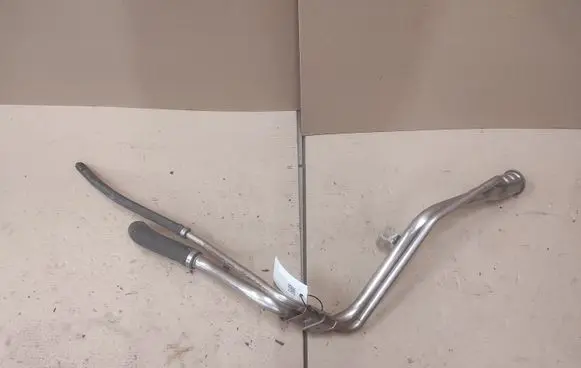Fuel tank filler neck pipe