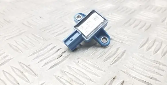 Volkswagen Scirocco Airbag deployment crash/impact sensor 1K8955557