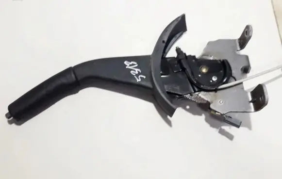 Handbrake/parking brake lever assembly