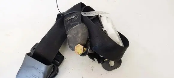 Chrysler Voyager Front seatbelt p0tr451d5ae