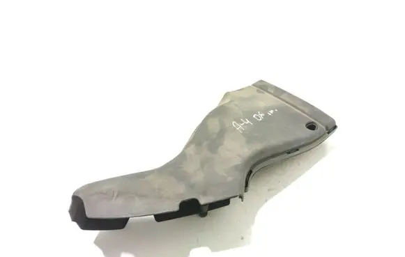 Audi A4 S4 B7 8E 8H Air intake duct part 8E0129618 8E0129618K