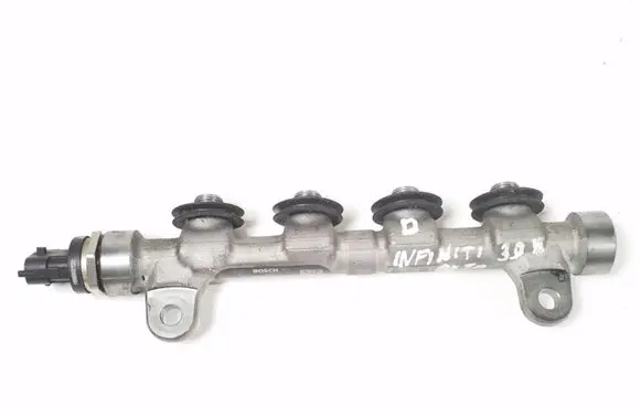 Infiniti QX70 S51 Fuel main line pipe 175218973R