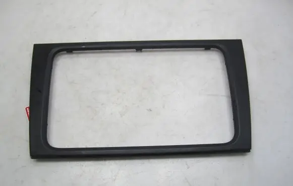 Volkswagen Golf VI Radio/GPS head unit trim 5K0858063E