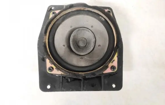 Mitsubishi Space Star Front door speaker mr285940