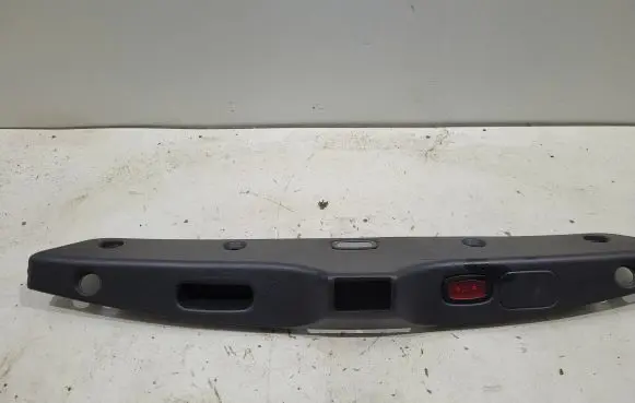 Other trunk/boot trim element