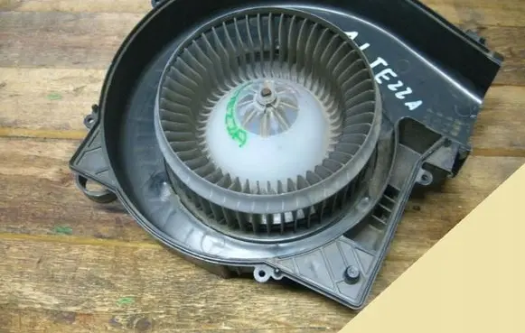 Lexus IS 200-300 Heater fan/blower