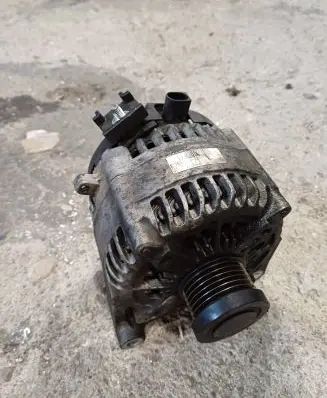 BMW 3 F30 F35 F31 Generator/alternator 7605478