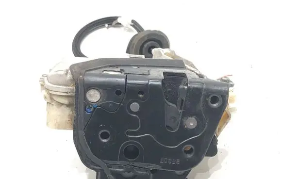 Audi A8 S8 D3 4E Front door lock