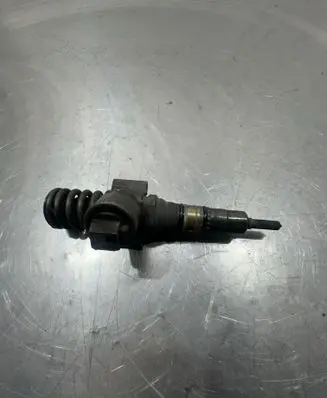 Audi A3 S3 8P Fuel injector 03g130073g