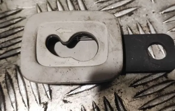 Volvo XC60 Hook 30715666