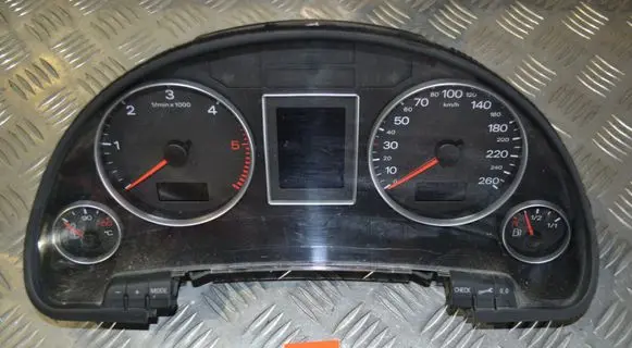 Audi A4 S4 B7 8E 8H Speedometer (instrument cluster) 8E0920901D