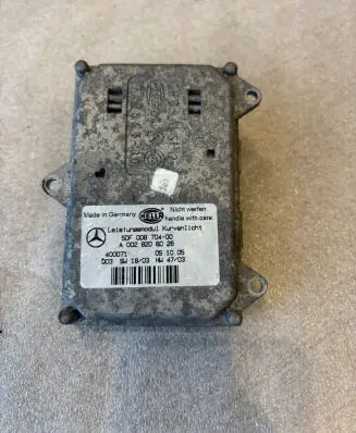 Mercedes-Benz E W211 Headlight ballast module Xenon 5DF008704 A0028206026 0028206026