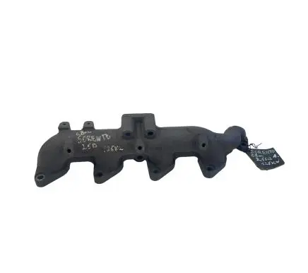 KIA Sorento Exhaust manifold