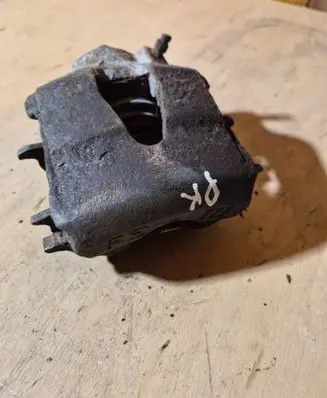 Volkswagen Bora Front brake caliper 