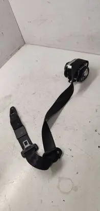 Audi A4 S4 B7 8E 8H Front seatbelt 8e0857705G