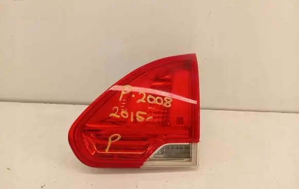 Peugeot 2008 I Tailgate rear/tail lights