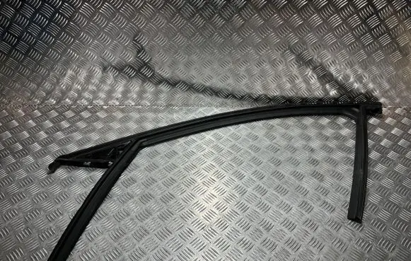 Mazda 3 Front door glass trim molding PU17806