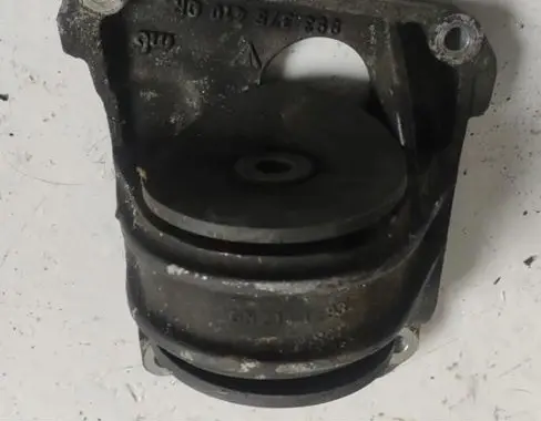 Porsche 911 993 Gearbox mount 9933754100R