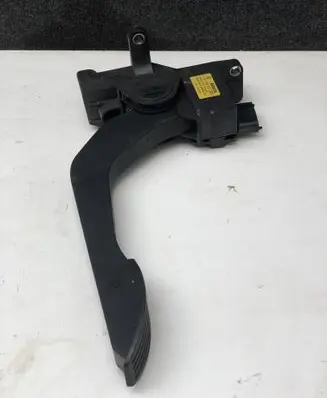 Iveco Daily 5th gen Accelerator throttle pedal 0281002633