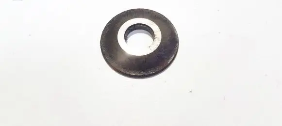 Subaru Legacy Coil spring mount 