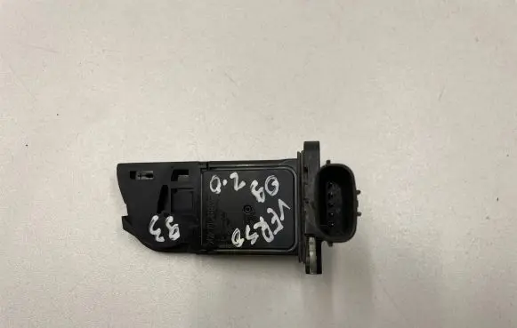 Toyota Verso Mass air flow meter 2220426010