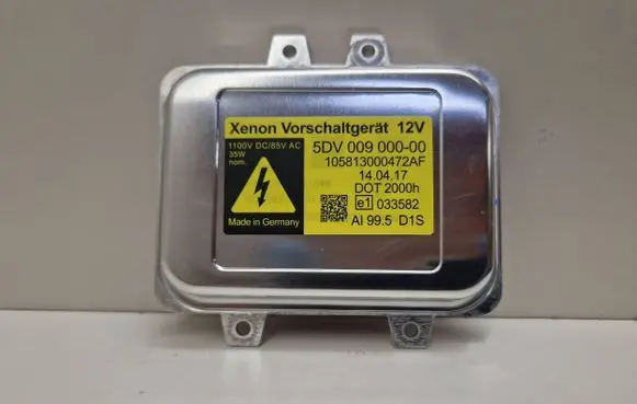 BMW 5 E60 E61 Headlight ballast module Xenon 105813000472af 813000472AF