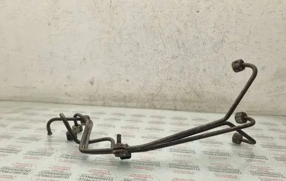 Audi A6 S6 C5 4B Fuel line pipe