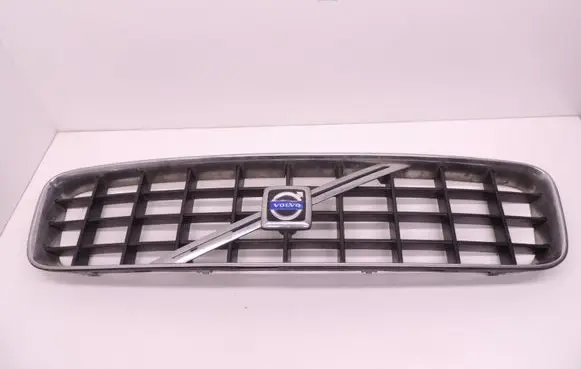 Volvo XC90 Front bumper upper radiator grill 8620641 D97