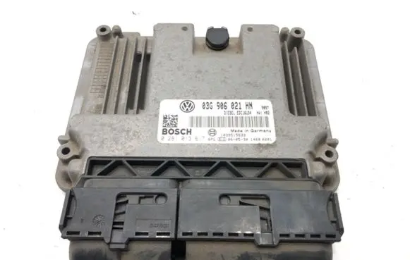 Volkswagen Touran I Engine control unit/module ECU 03G906021HN