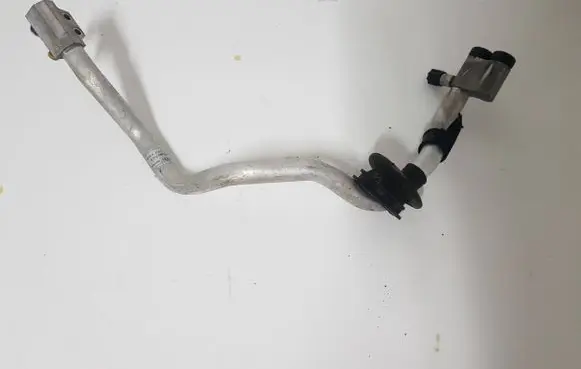 Audi A5 8T 8F Air conditioning (A/C) pipe/hose 8K2260712E