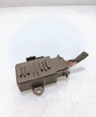 Volkswagen Touran I Seat heating relay 1Z0959772B