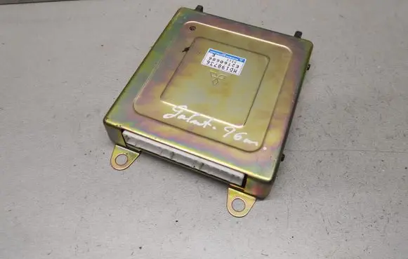 Mitsubishi Galant Engine control unit/module MD198736 E2T60686