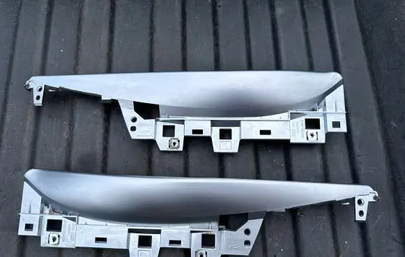 Infiniti M30 Other center console (tunnel) element P13972B34000 P13971B34000