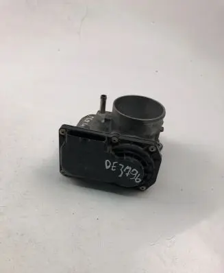 Toyota Avensis T270 Throttle valve 220300T050