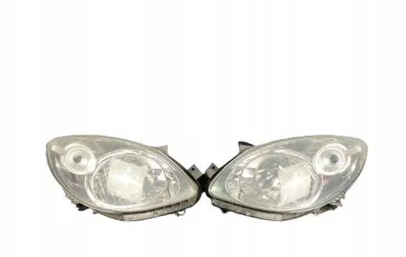 Renault Twingo II Headlights/headlamps set 