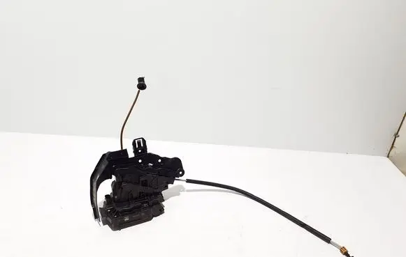 Mercedes-Benz E W214 Rear door lock A0997302201