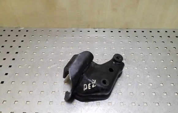 Renault Kadjar Gearbox mounting bracket
