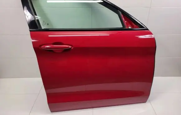 Alfa Romeo Stelvio Front door
