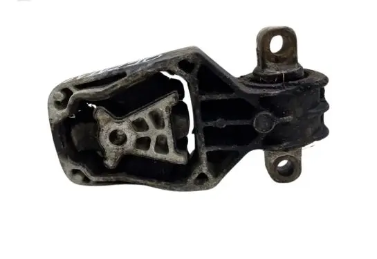 Mercedes-Benz B W246 W242 Engine mount bracket A2462401209