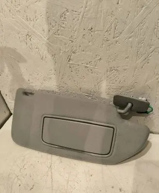 Volvo V70 Sun visor