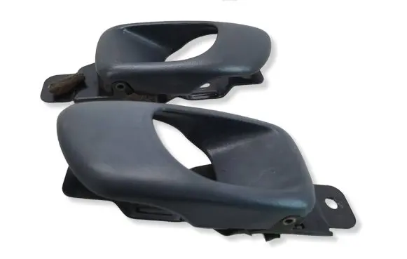 Hyundai Pony Front door interior handle 