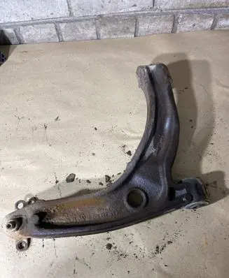 Volkswagen Transporter - Caravelle T5 Front lower control arm/wishbone 7H0407165B