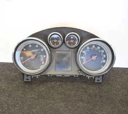 Opel Zafira C Speedometer (instrument cluster) 13460586600775881