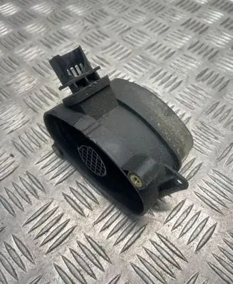 BMW 5 E60 E61 Mass air flow meter 7788744